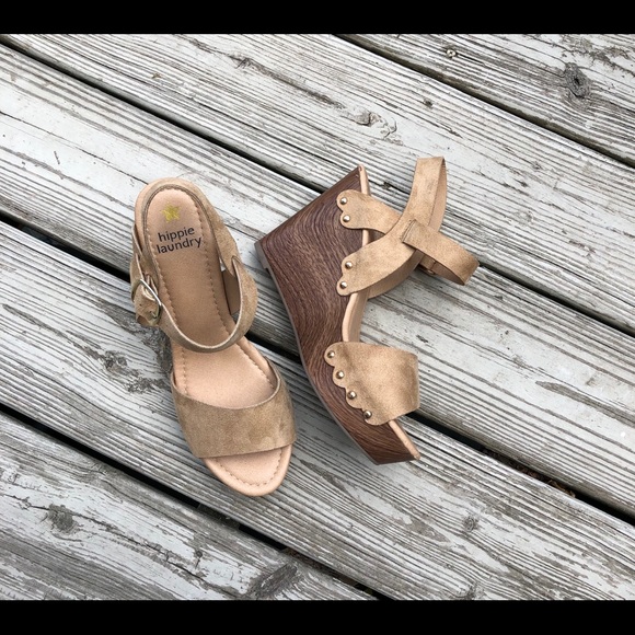 hippie laundry Shoes - HIPPIE LAUNDRY Tan Boho Wedge